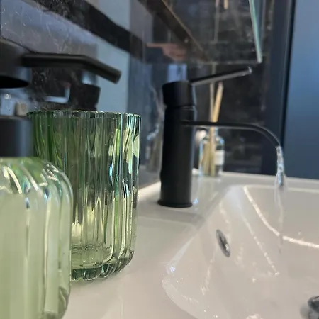 And Fully-equipped Apartamento Kavala