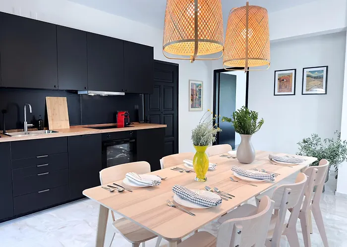 And Fully-equipped Apartament Kavala