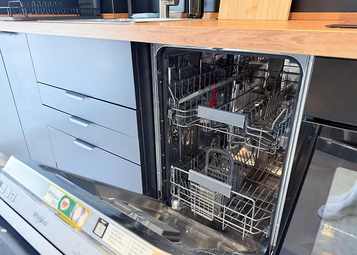 And Fully-equipped * Kavala